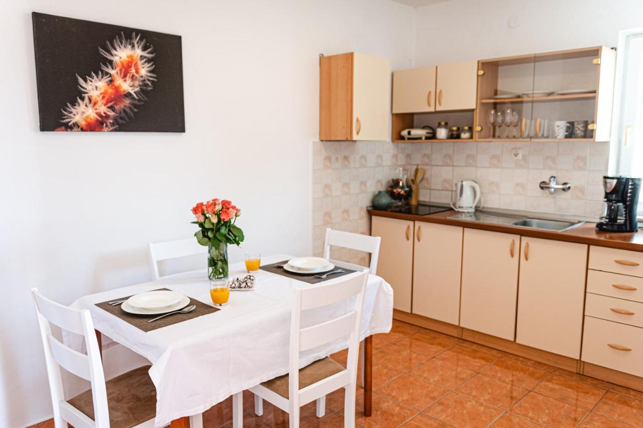Korallion Apartment Šibenik Extérieur photo